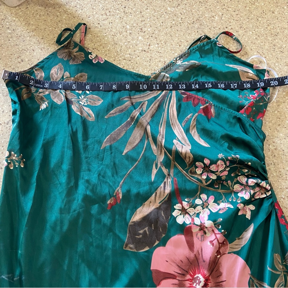 NWOT Lulus Remarkable Entrance Emerald Green Floral Print Satin Midi Dress - Picture 7 of 11